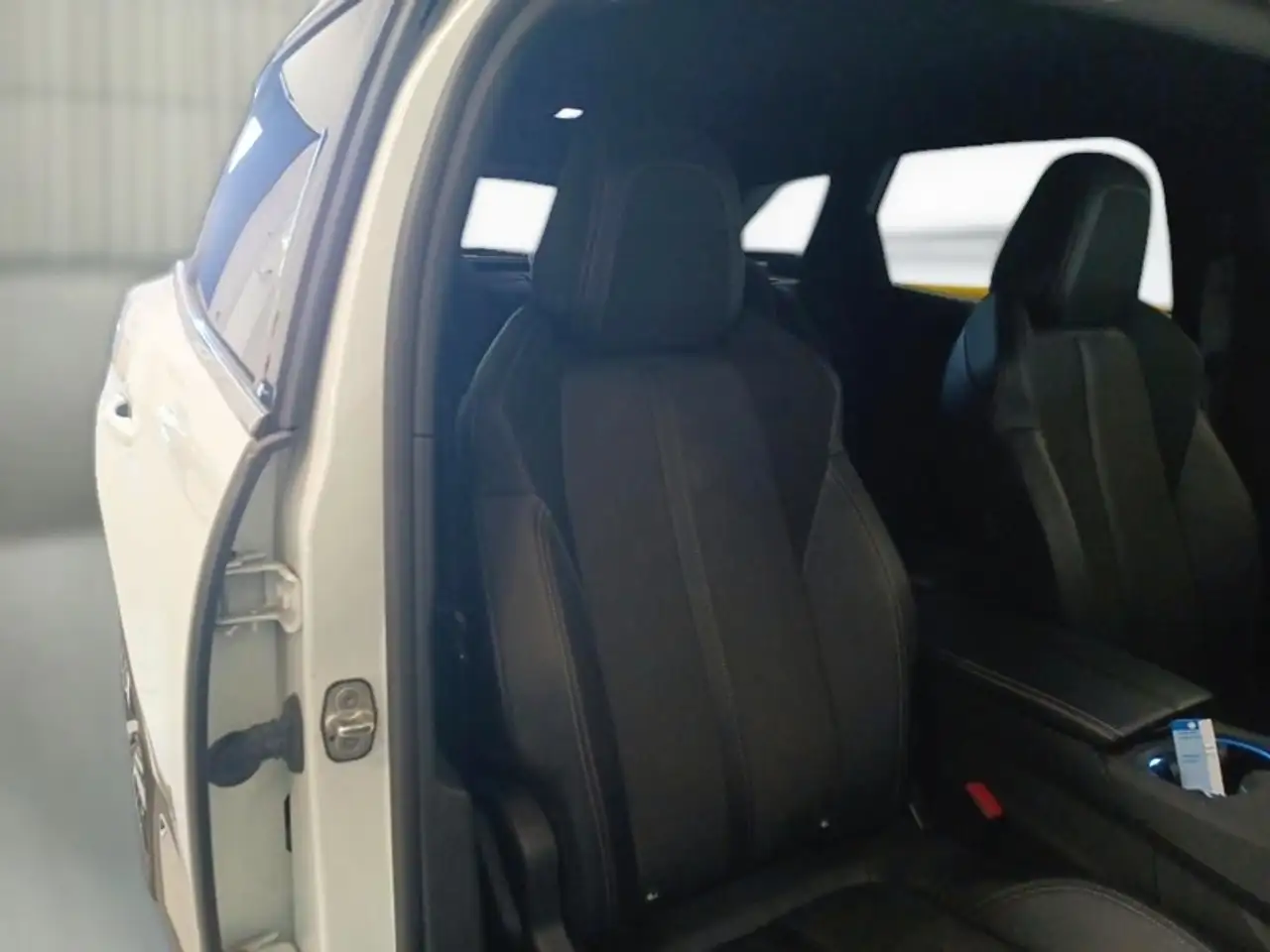 Peugeot 3008 BLUEHDI 130 SES EAT8 GT AUT. SUV, миниатюра 10
