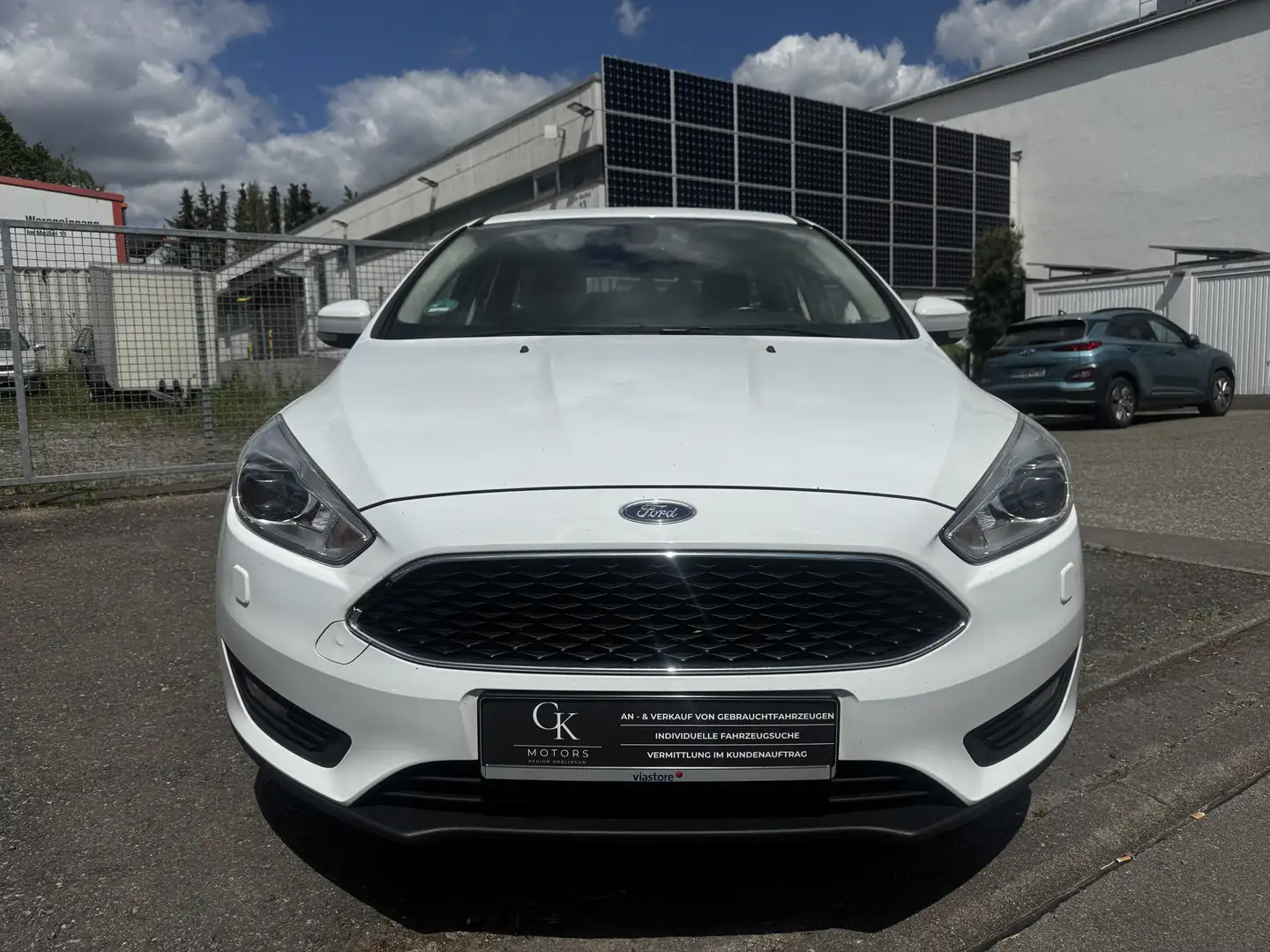 Ford Focus 1,5 TDCi Business*Klima*1.Hand*Gepflegt*Euro6*Navi Weiß - 2