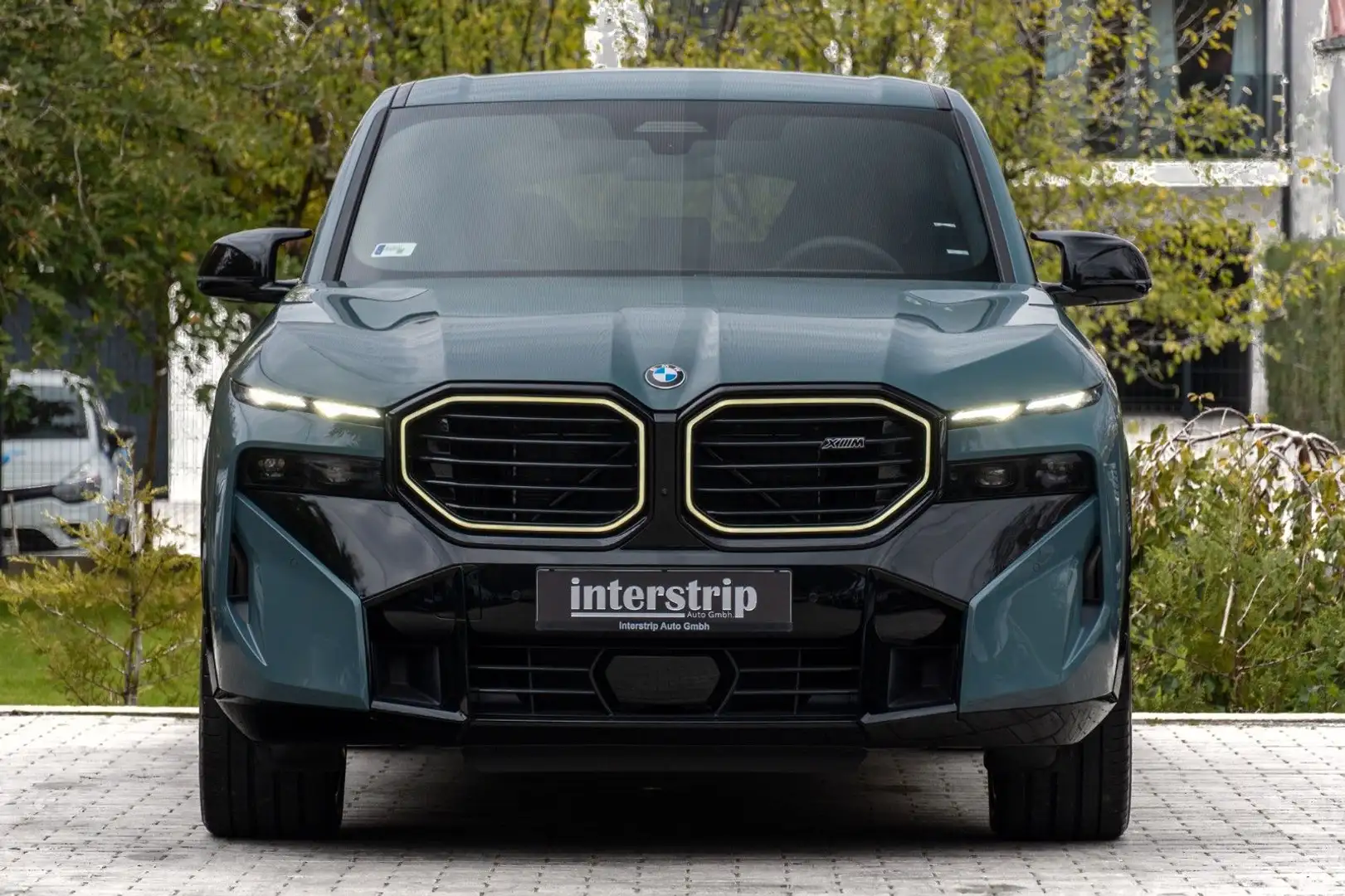 BMW XM 50e DR.ASS.PRO.MASSAGE.SOFTCL.H/K.AHK.5/100 Grün - 2