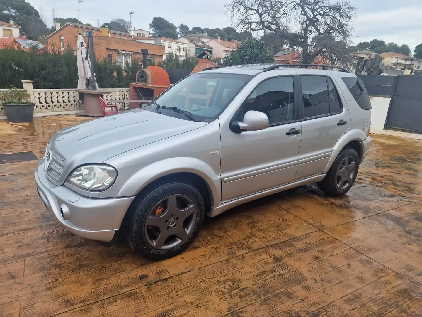 Mercedes-Benz ML 55 AMG - 2