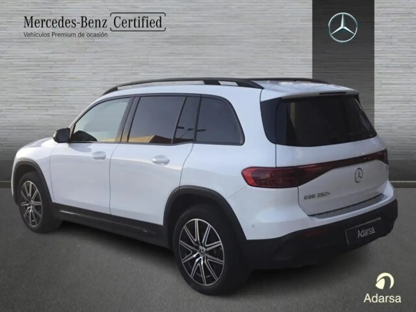 Mercedes-Benz EQB 250 250+ AMG Night EDITION - 2