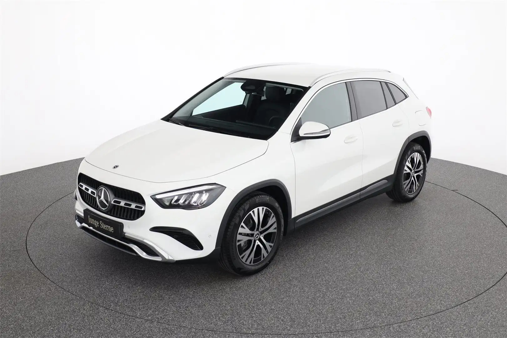 Mercedes-Benz GLA 180 Aut. Progressiv Paket Sitzhz Weiß - 2