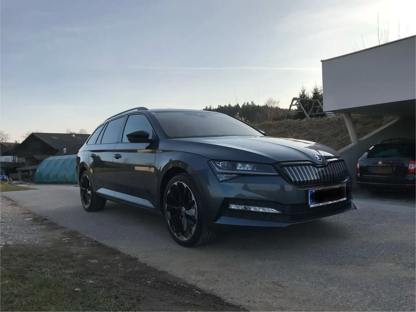 Skoda Superb Kombi 1,4 TSI PHEV Sportline DSG Gri - 2