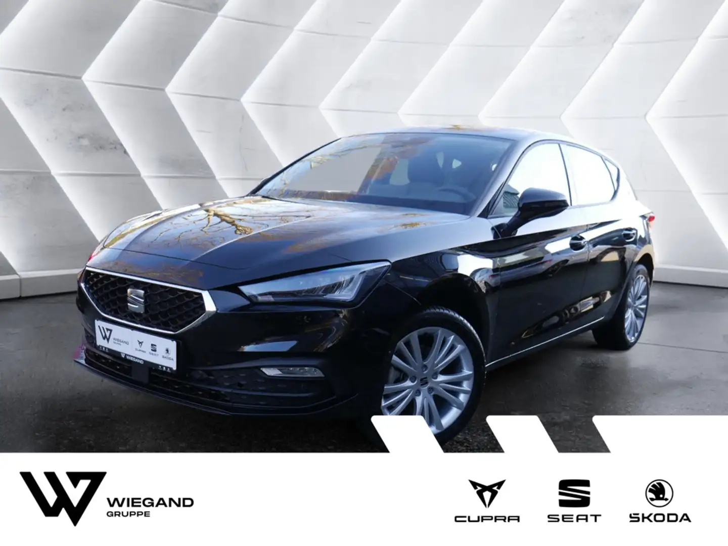 SEAT Leon Style Edition 1.5 eTSI SHZ NAVI LED Schwarz - 1