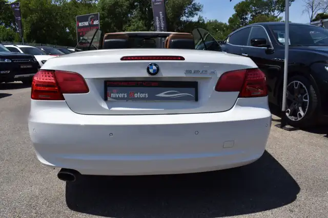 BMW 3 Series view 5