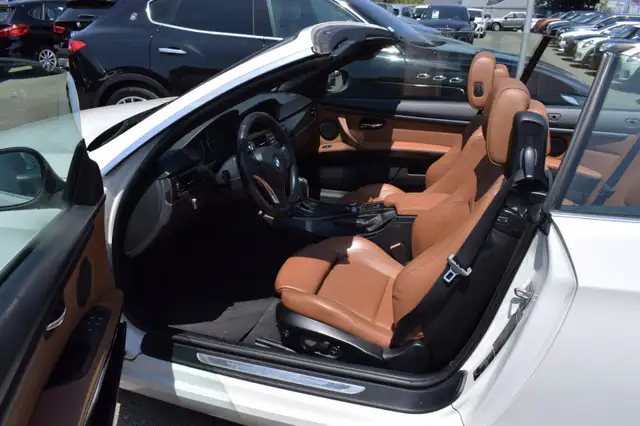 BMW 3 Series view 13