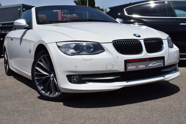 BMW 320 (E93) 320DA 184CH LUXE