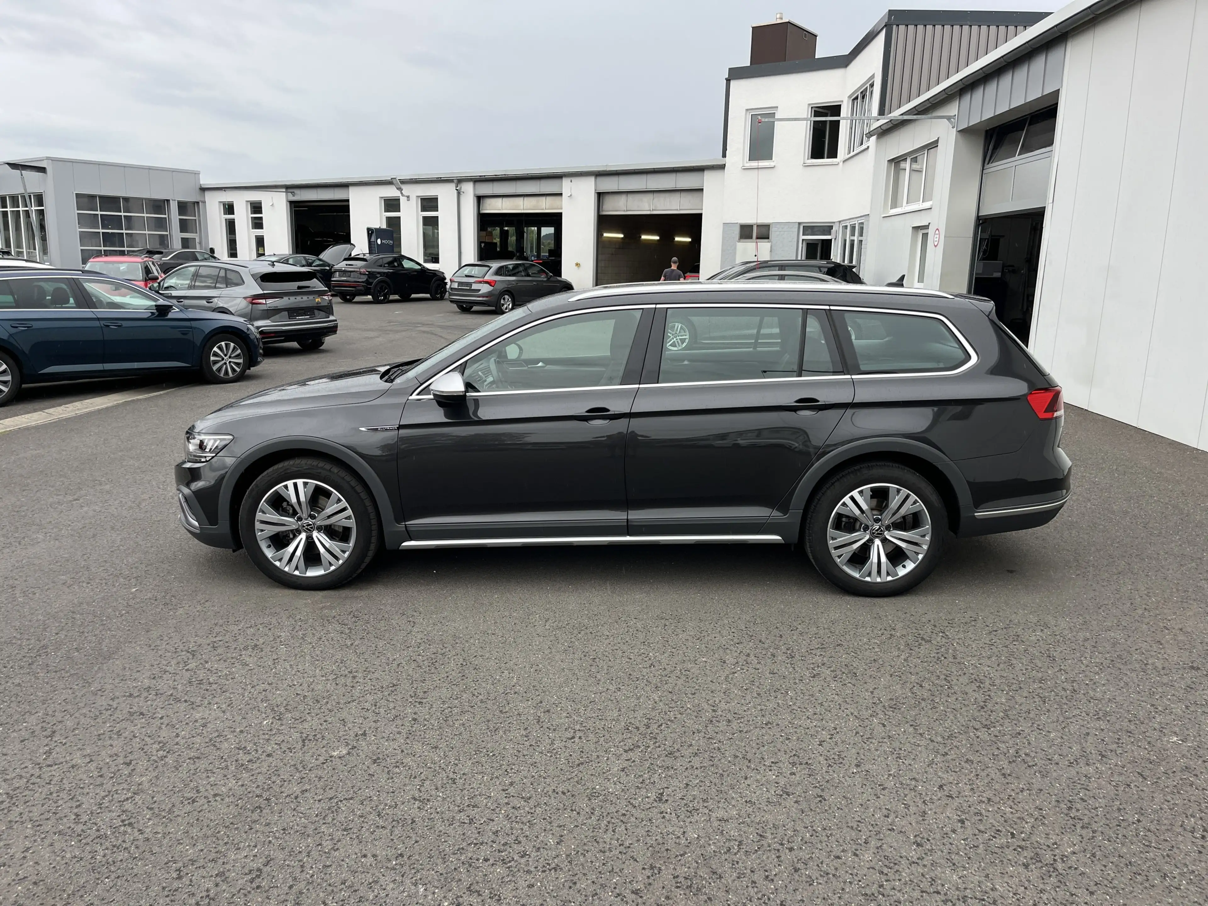 Volkswagen Passat Alltrack 2.0 TDI DSG 4Mo 1,99% Fin. Navi TravelAssist SHZ R — photo 3