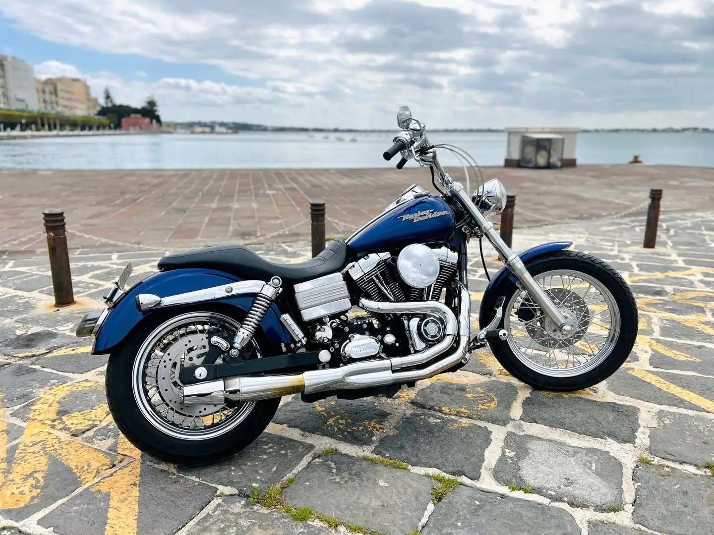 Harley-Davidson Street Bob - 1