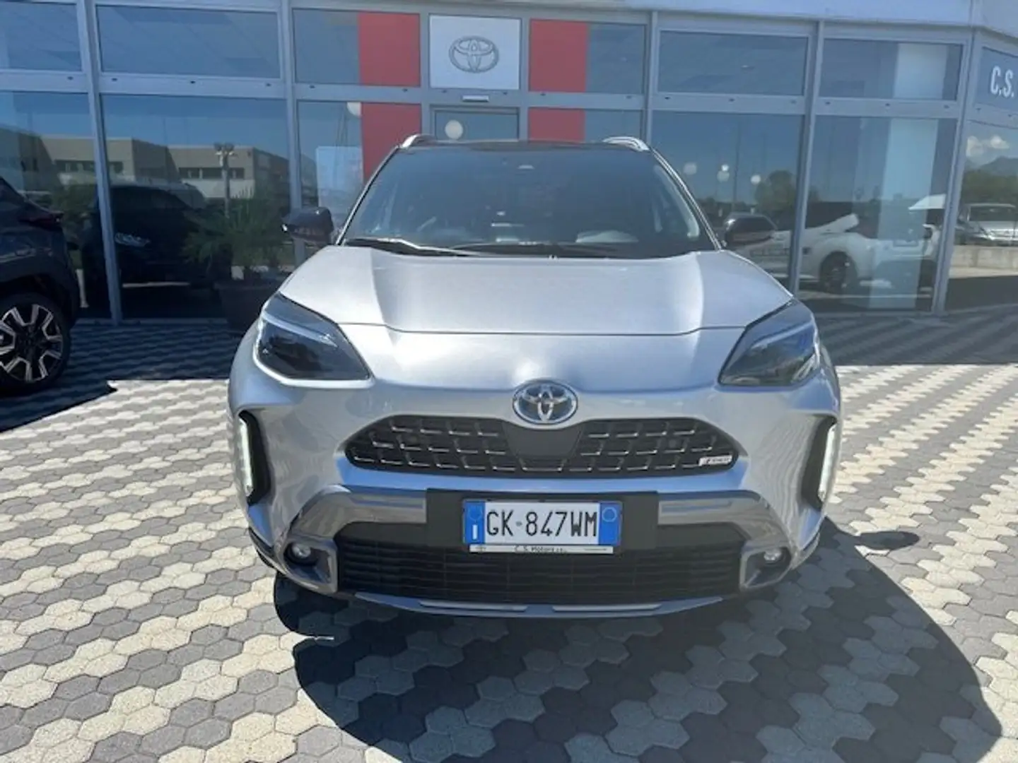 Toyota Yaris Yaris Cross Cross 1.5h Adventure fwd 116cv e-cvt Argento - 1