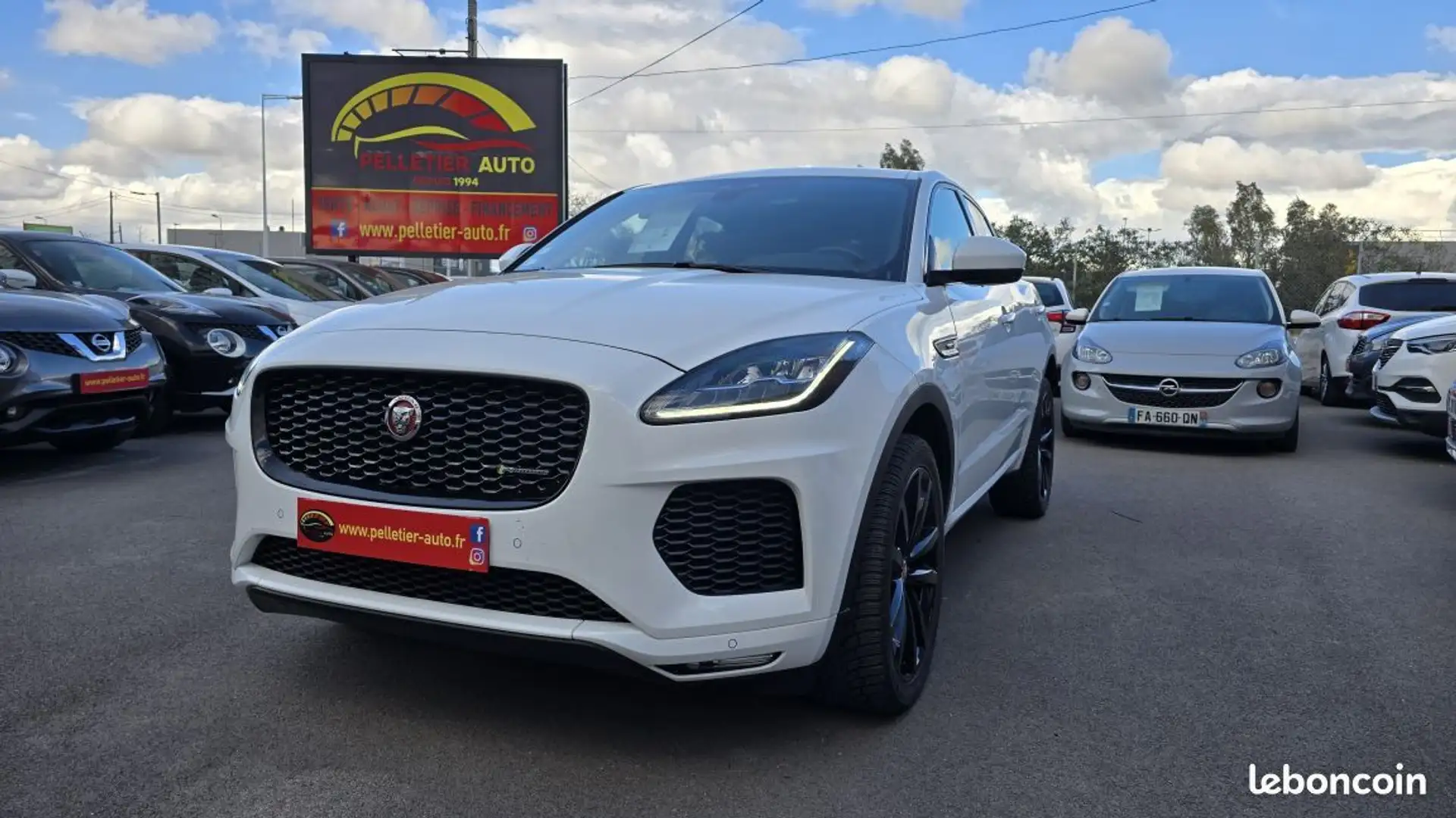 Jaguar E-Pace 2.0 P200 ch MHEV AWD BVA R-Dynamic SE Blanc - 1