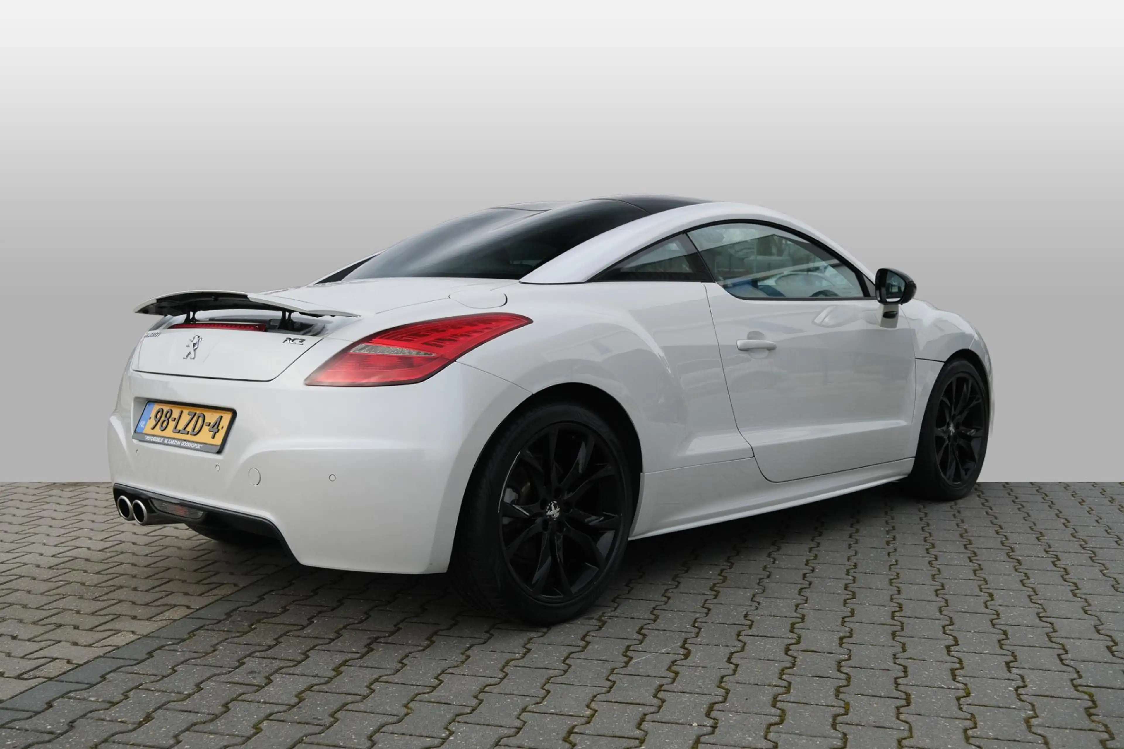 Peugeot RCZ 1.6 THP — photo 3
