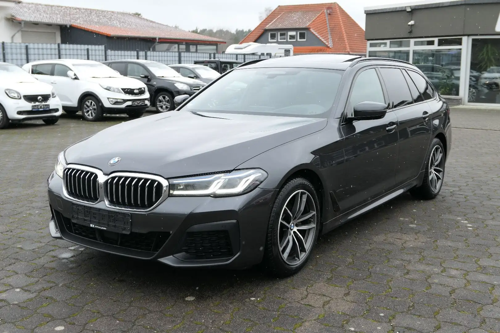 BMW 520 d M Sport/Laser/360°/Pano/Head-Up/DisplayKey Gris - 1