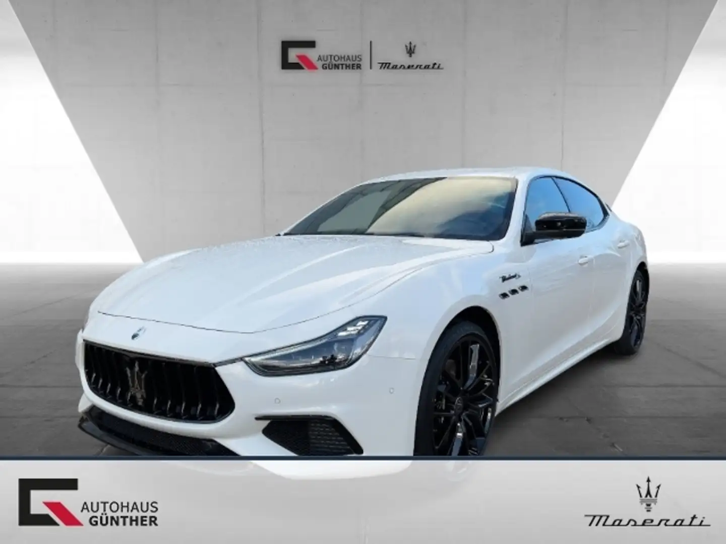 Maserati Ghibli V6 3.0BiTurbo Modena S Q4 Modelljahr 2022 Blanc - 2