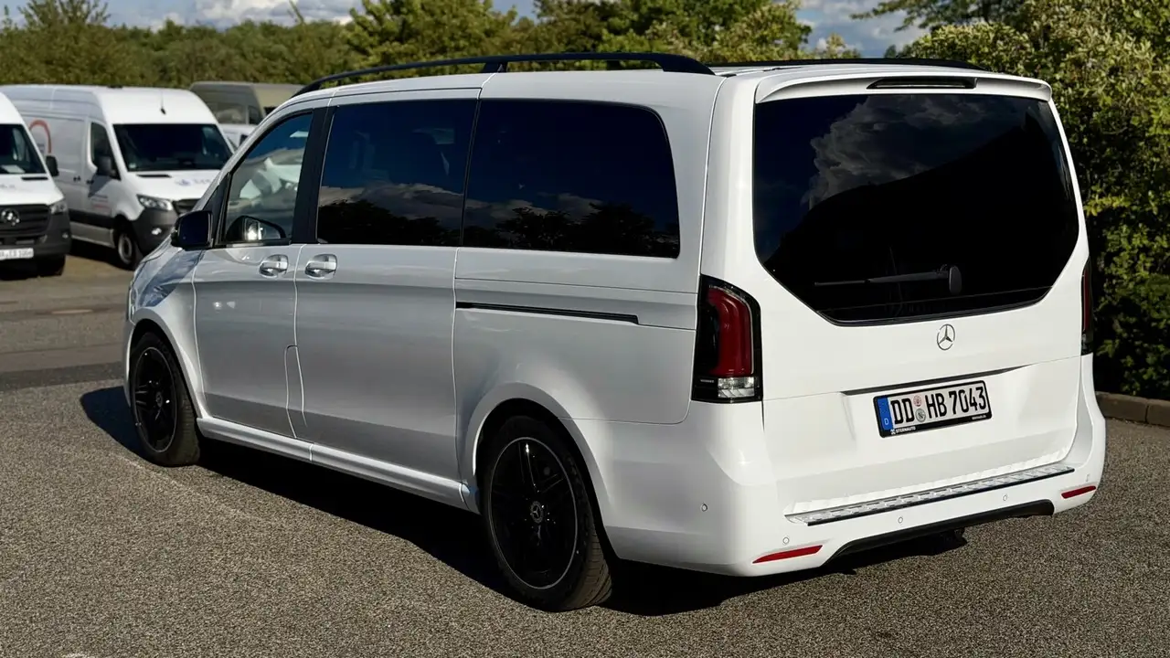 Mercedes-Benz V-Class 2026