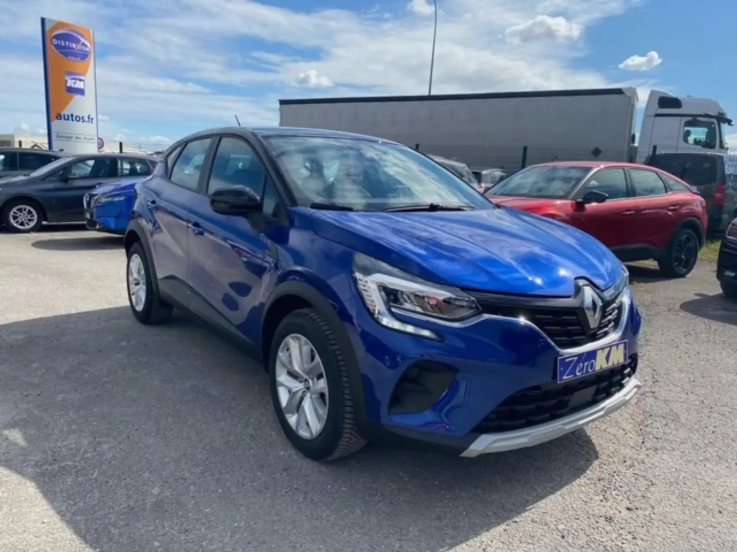 Renault Captur Evolution Mild Hybrid 140 EDC Bleu - 2