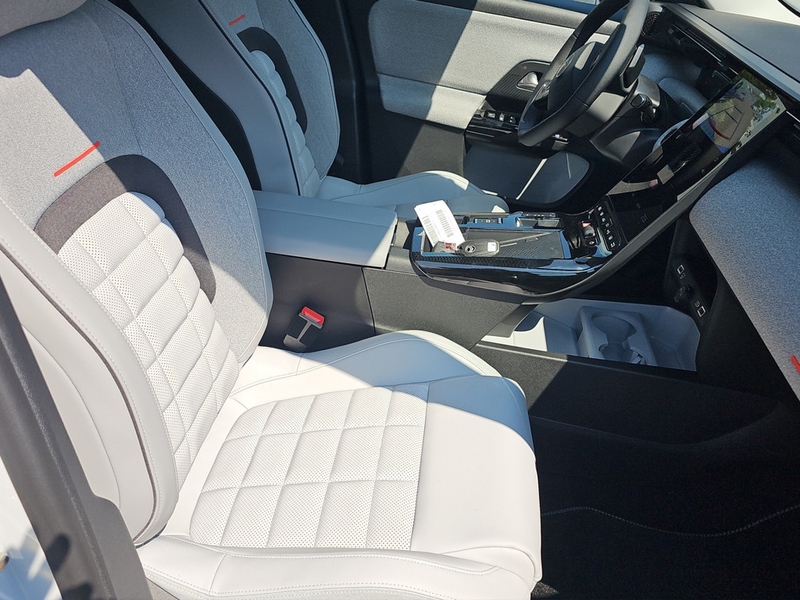 Citroen C5 Aircross 1.2 145 Hybrid PLUS FULL-LED ACC — photo 14