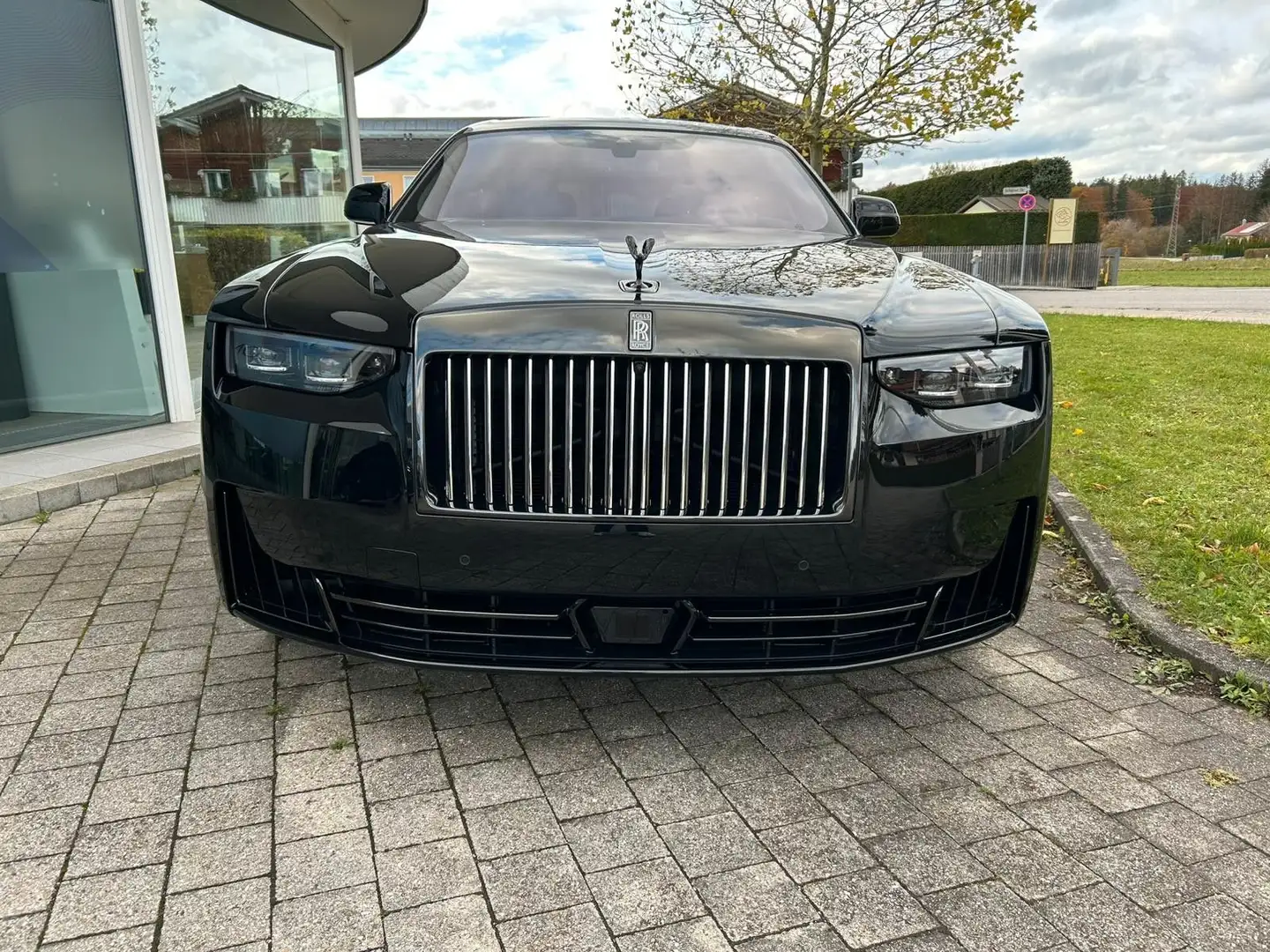 Rolls-Royce Ghost Black Badge Ghost Schwarz - 2