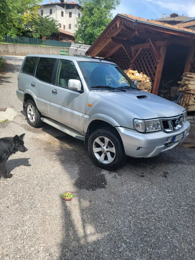 Nissan Terrano 5p 3.0 dd-ti Elegance - 2