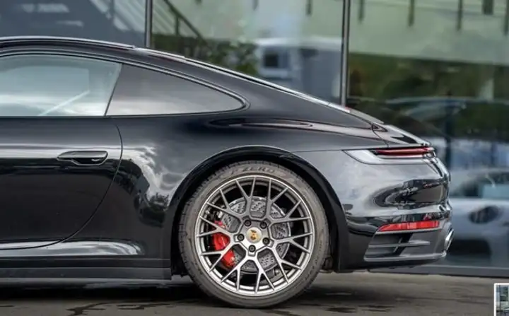 Porsche Carrera 4 GTS Coupé 2020, foto 9