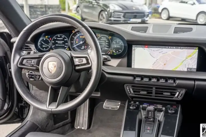 Porsche Carrera 4 GTS Coupé 2020, foto 24