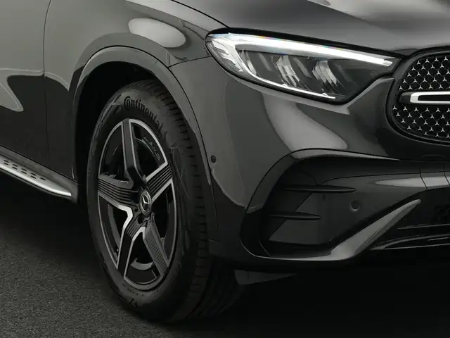 Mercedes-Benz GLC view 9