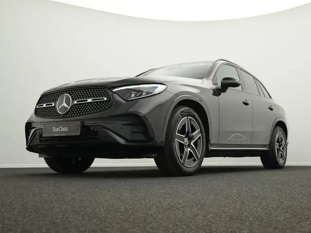 Mercedes-Benz GLC view 10