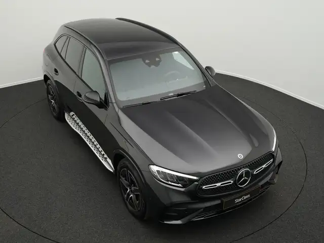 Mercedes-Benz GLC view 12