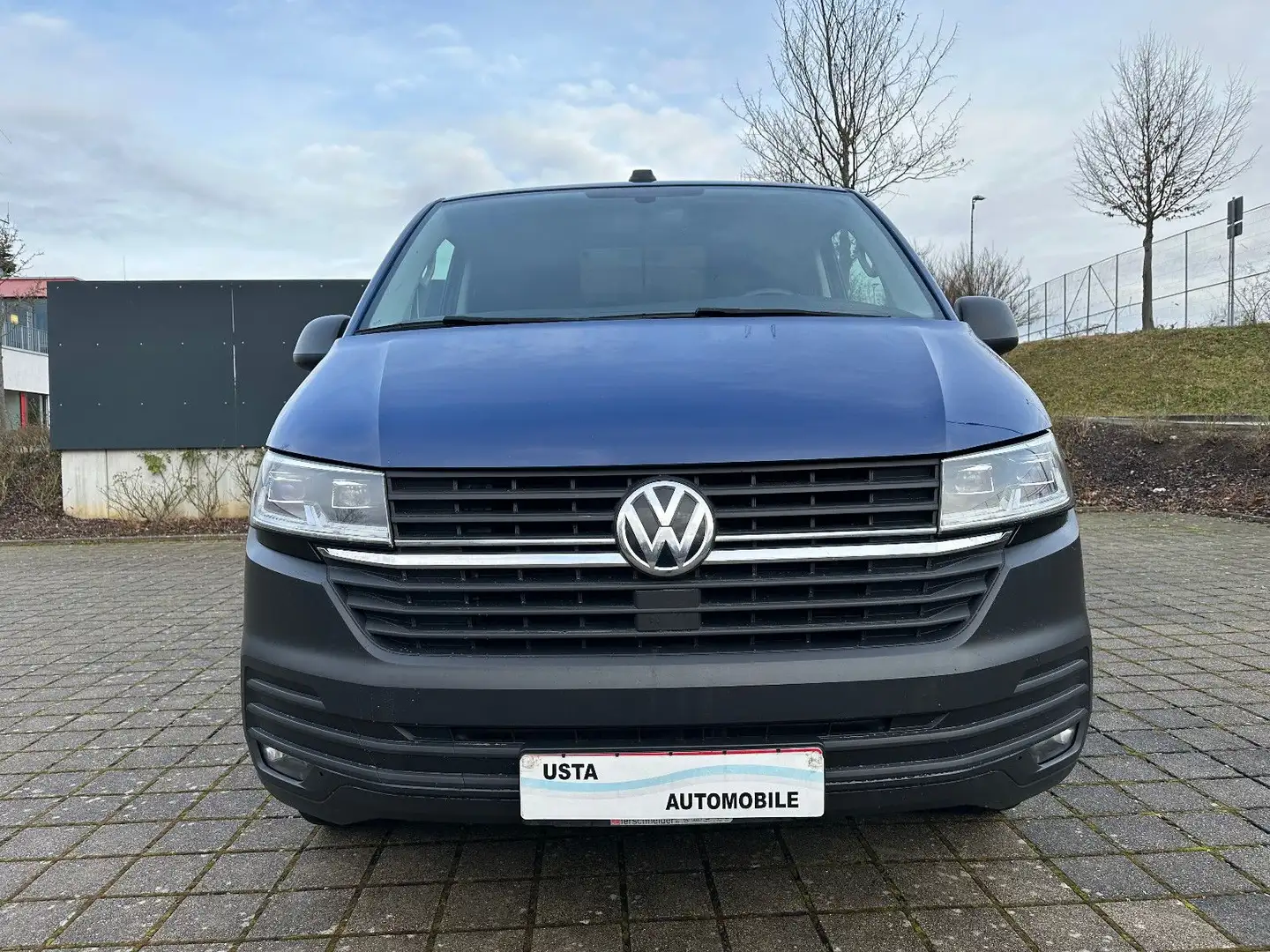Volkswagen T6 Transporter T6.1-KAMERA/AUTOMATIK/WerkzeugSchränke/1.HAND Bleu - 2