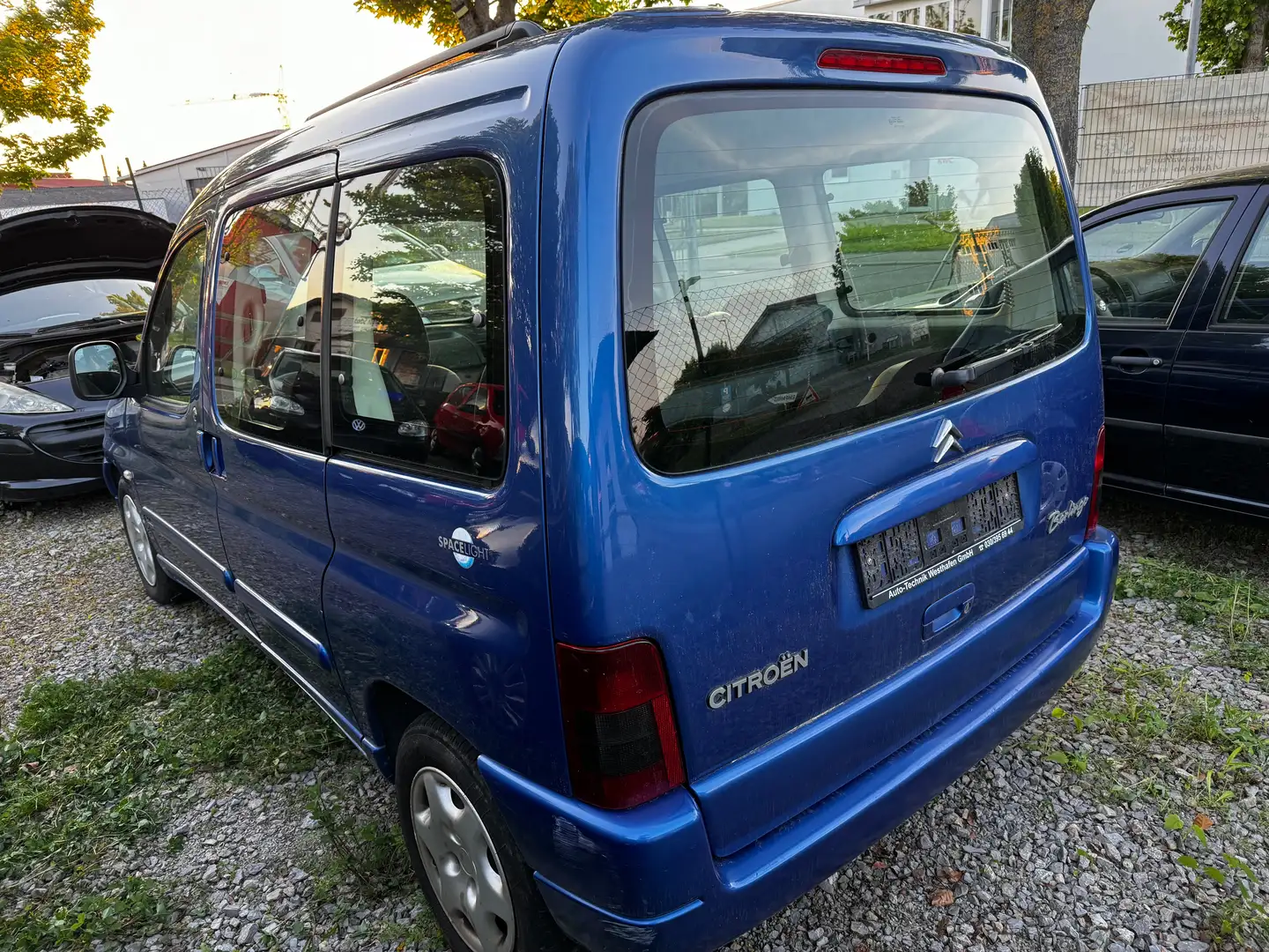 Citroen Berlingo Multispace 1.4i Blau - 2