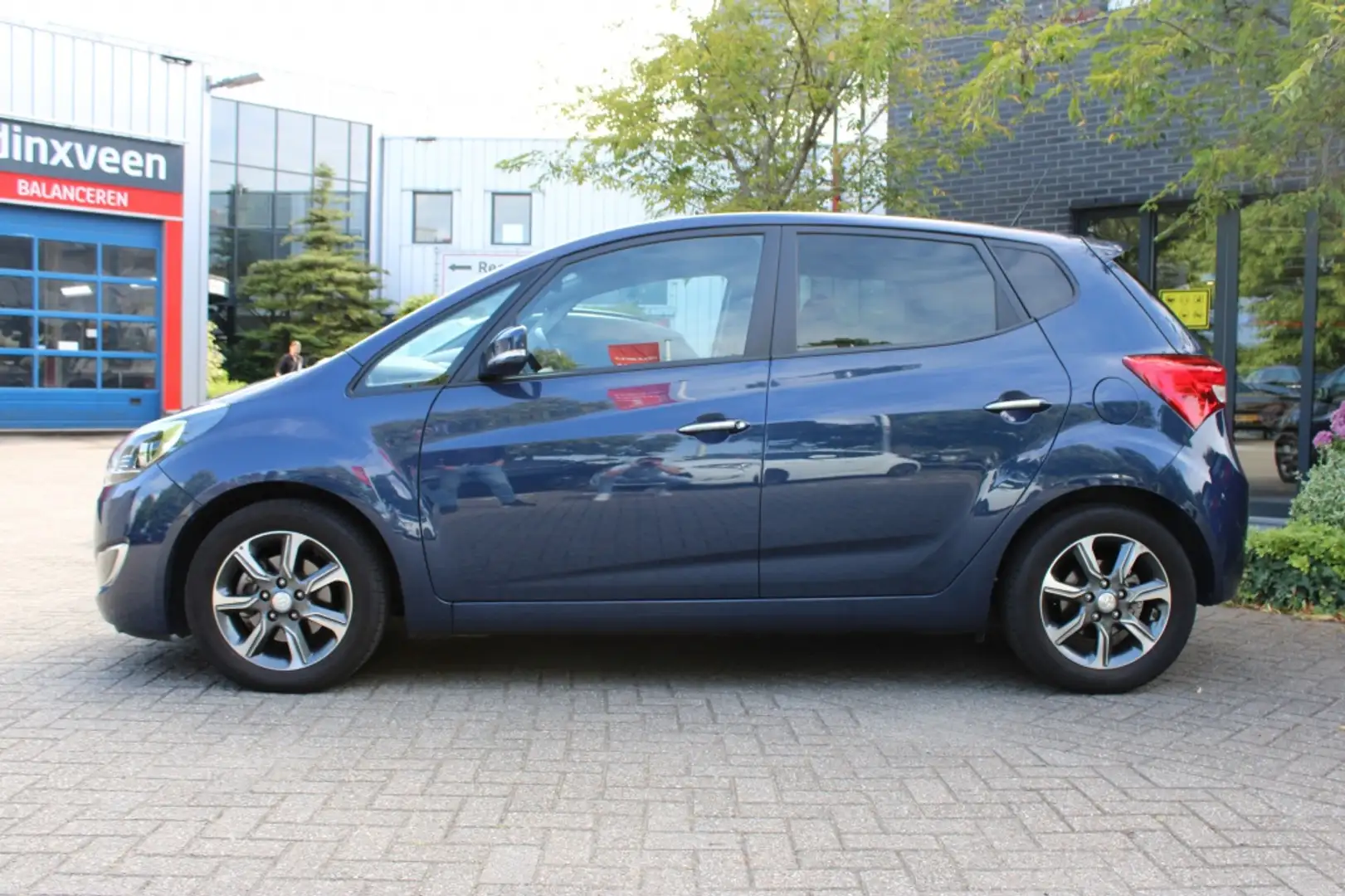 Hyundai iX20 1.6i AUTOMAAT! Navi/16"/Cam "RIJKLAARPRIJS" Blauw - 2