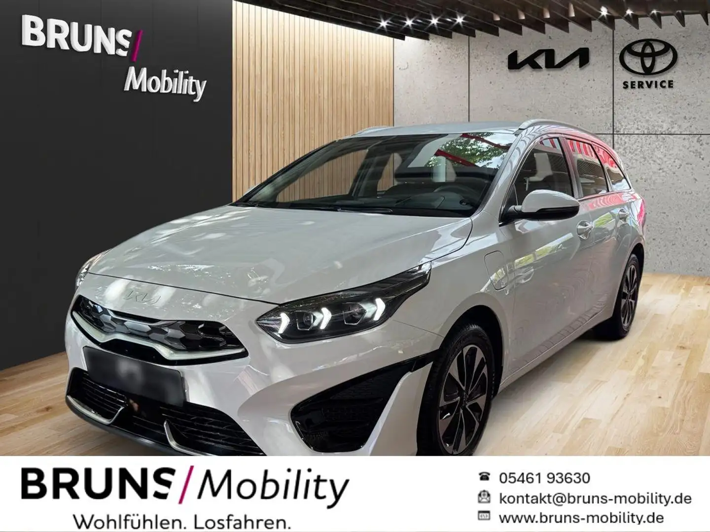 Kia Ceed / cee'd SW 1.6 Plug-in Hybrid Spirit Beyaz - 1