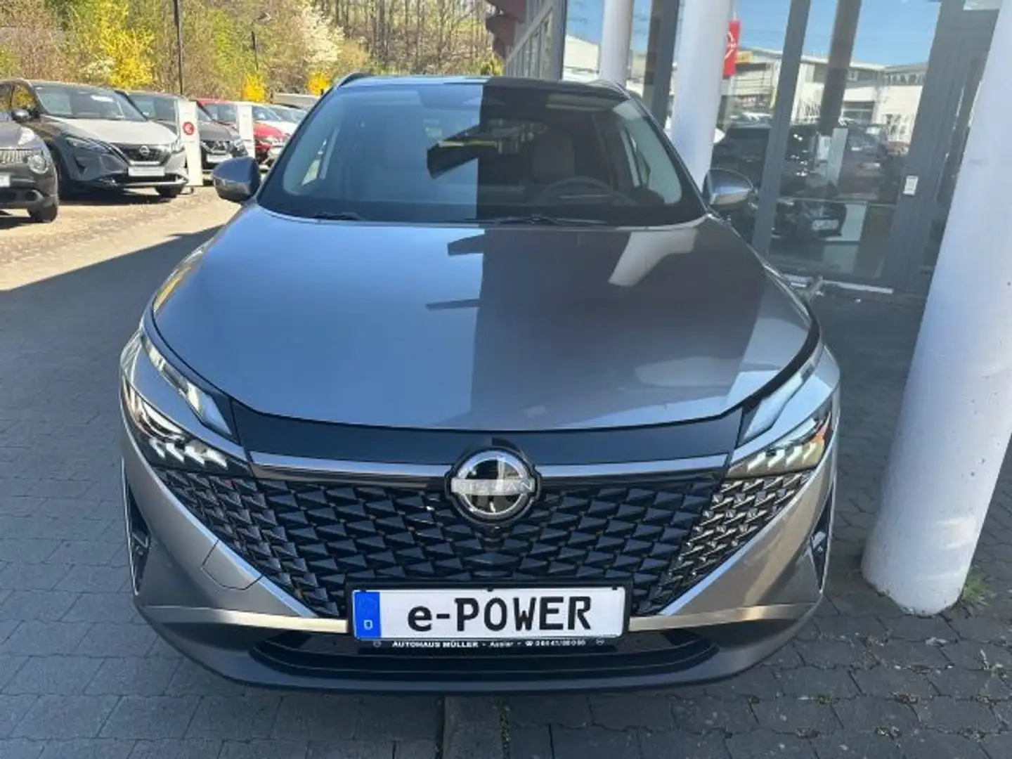Nissan Qashqai QASHQAI MY24 1.5 VC-T e-POWER 190 PS N-Connecta Grau - 2