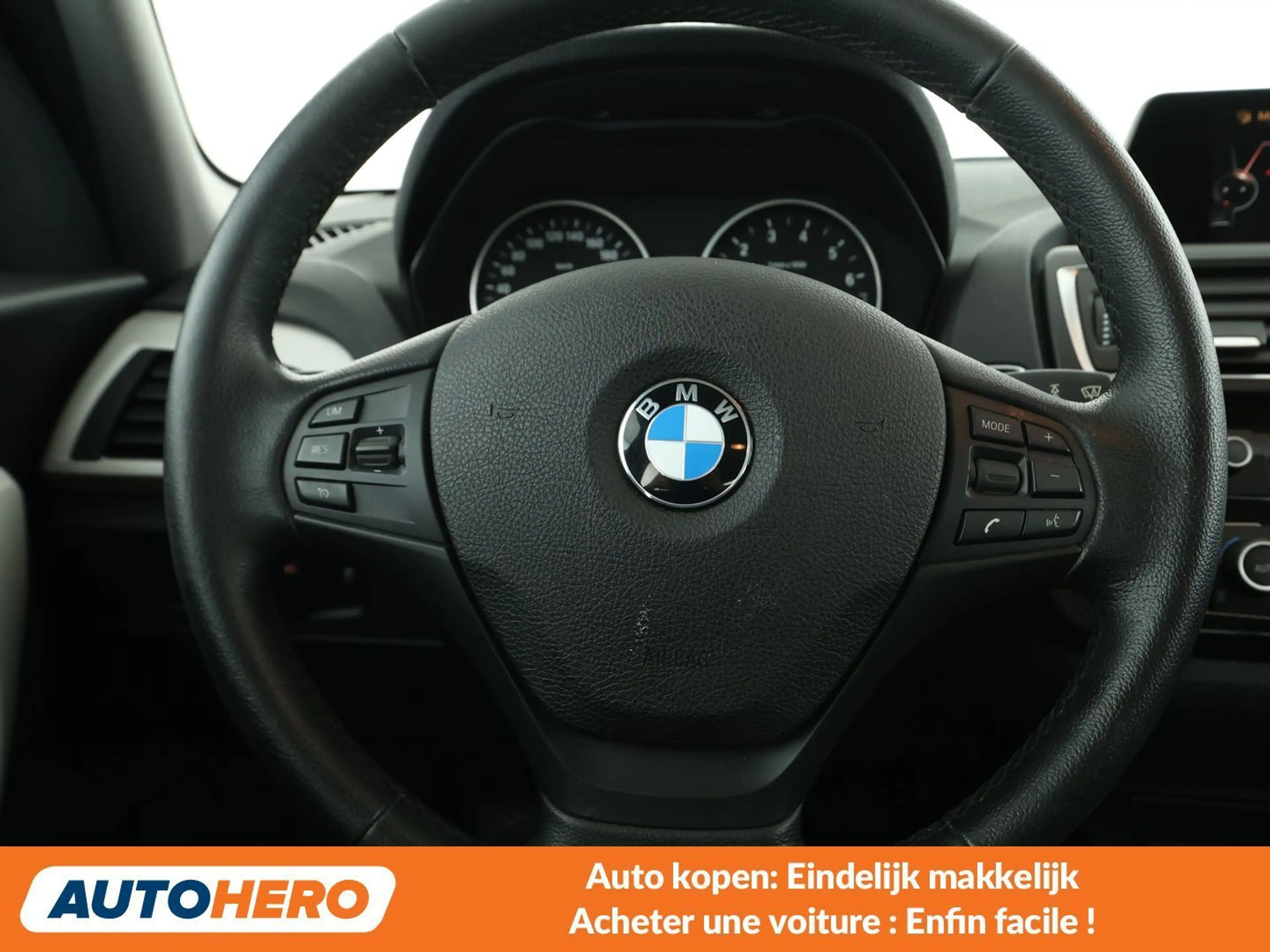 BMW 118 118i Advantage — photo 5