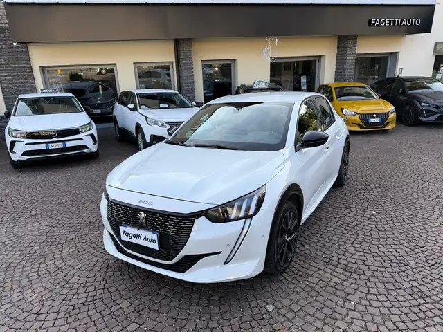 Peugeot 208 1.5 BLUEHDI 100CV GT PACK