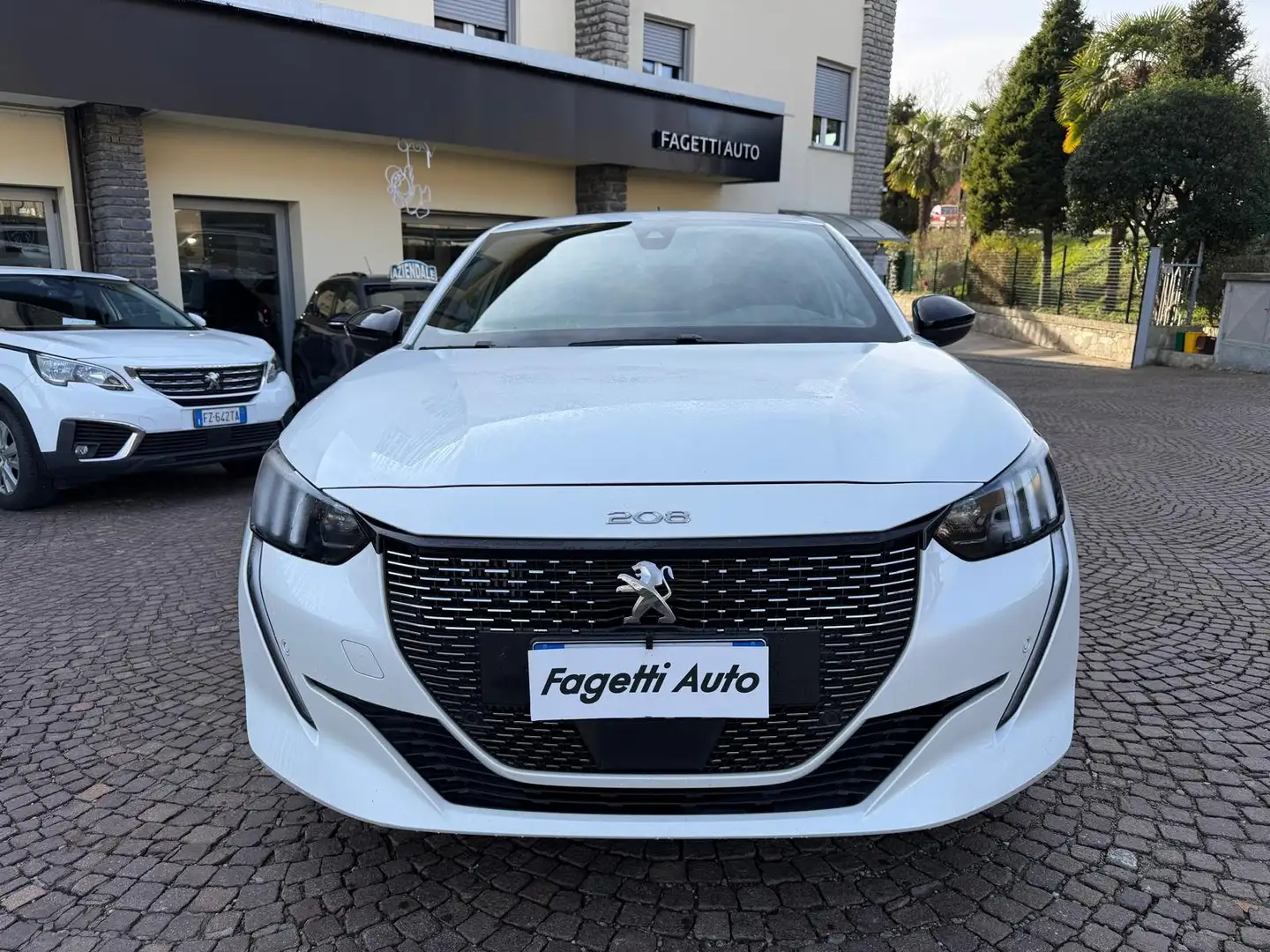 Peugeot 208 1.5 BLUEHDI 100CV GT PACK Bianco - 2