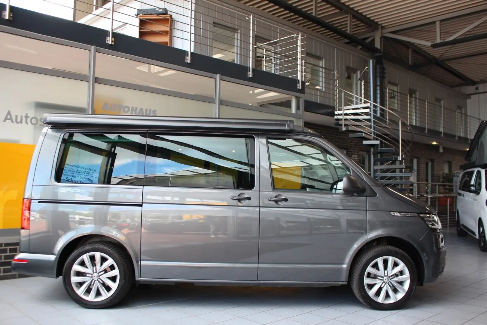 Volkswagen T6 California T6.1 California Camper Beach FWD Markise ACC DAB Серый - 2