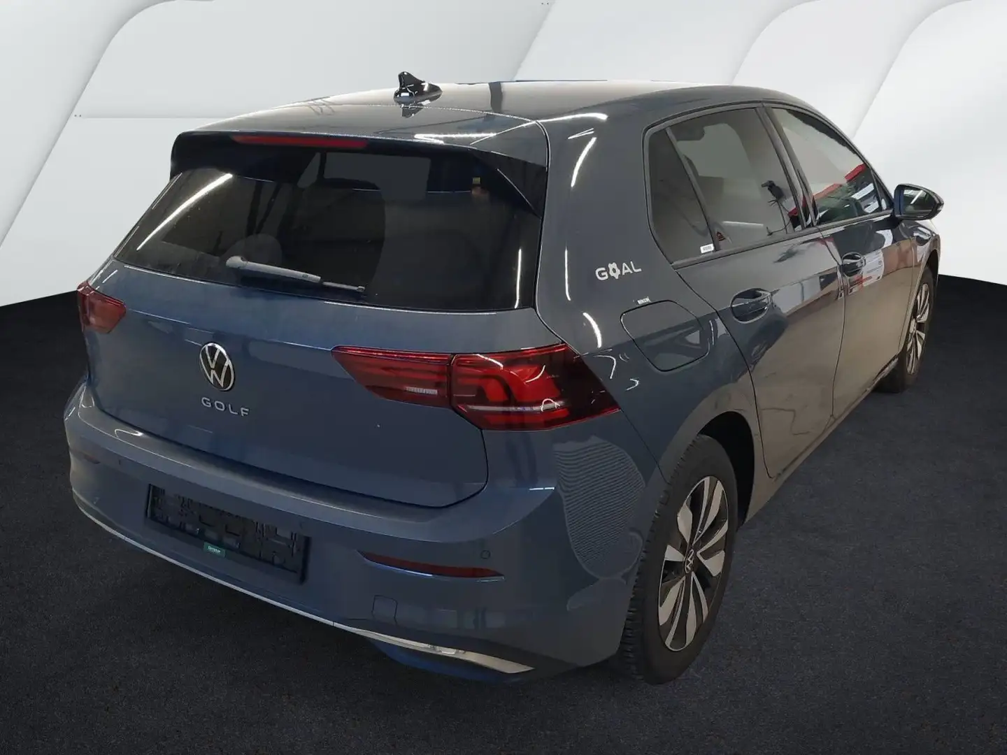 Volkswagen Golf VIII 1.5 TSI Goal DAB+ LEDPlus TravelAssist Grau - 2