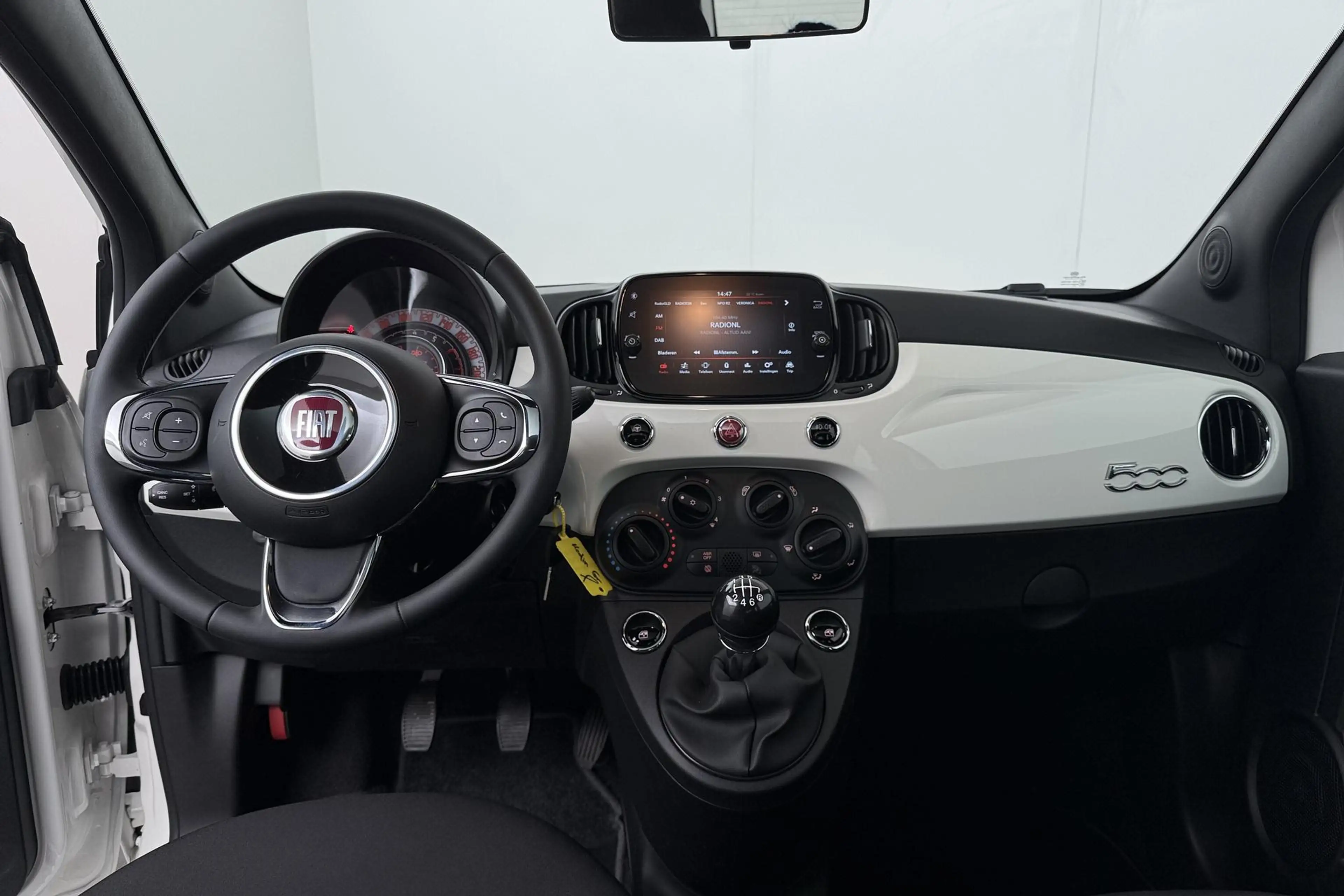 Fiat 500 1.0 Hybrid Dolcevita Finale | Panorama Dak | Airco — photo 4