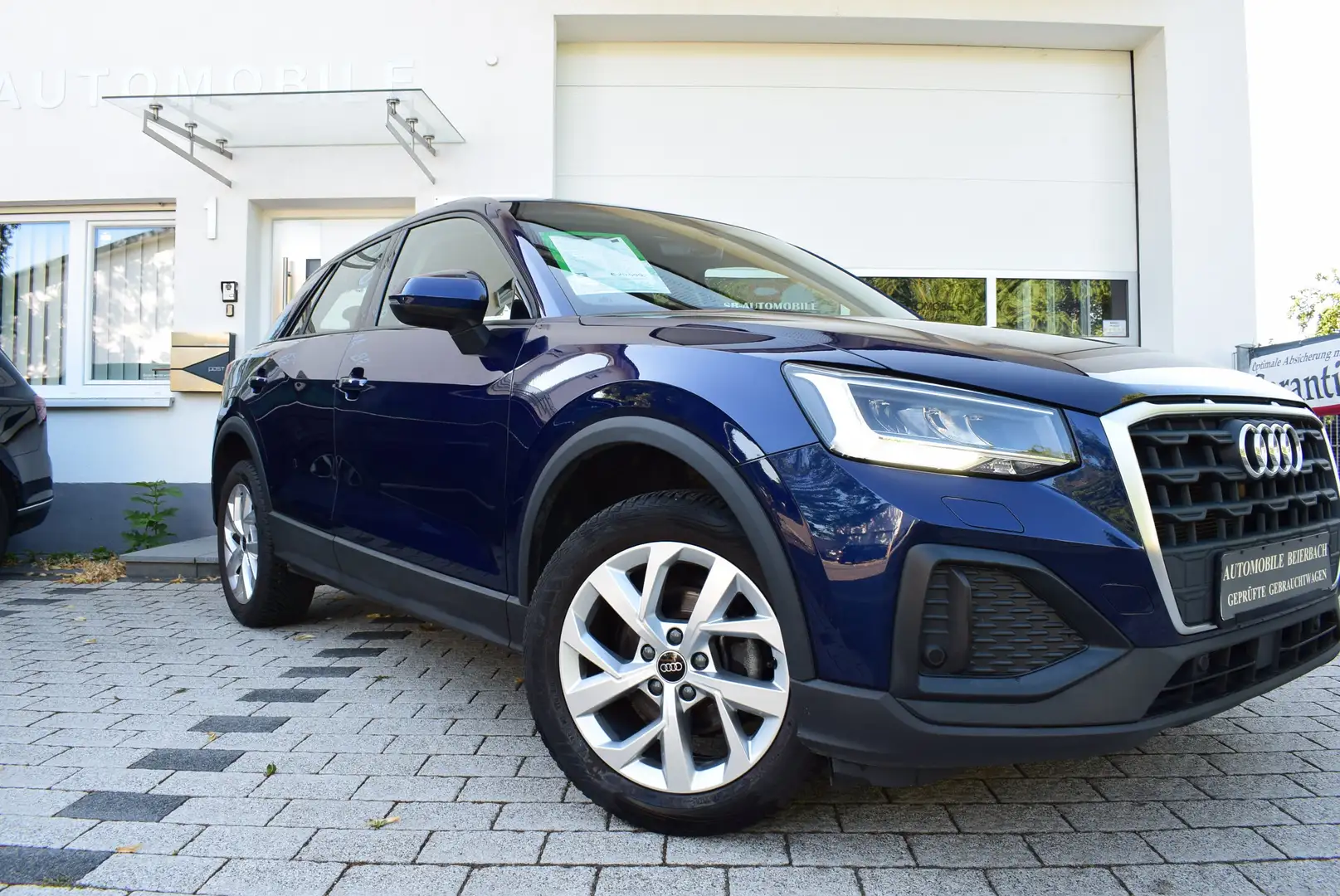 Audi Q2 30 TFSI Navi/Temp/WinterP/Cam/ALU Bleu - 1