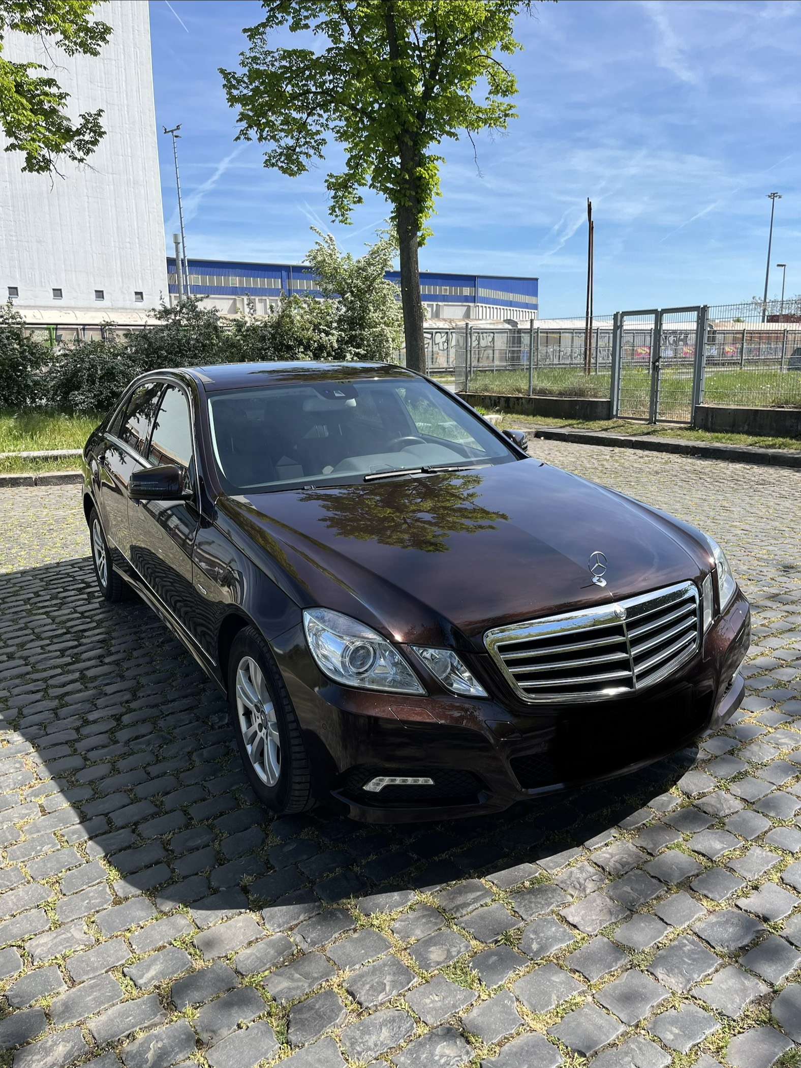 Second hand Mercedes Benz E-Class 