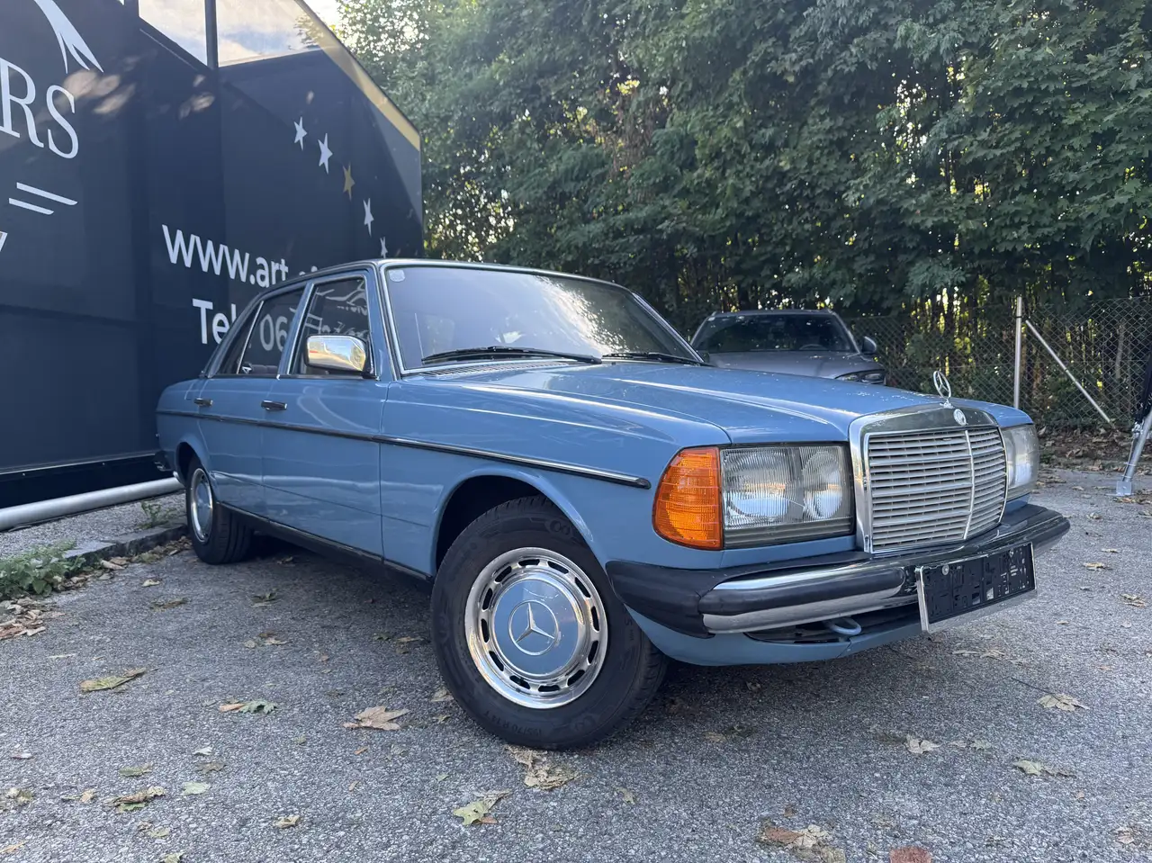 Mercedes-Benz 230, foto 3
