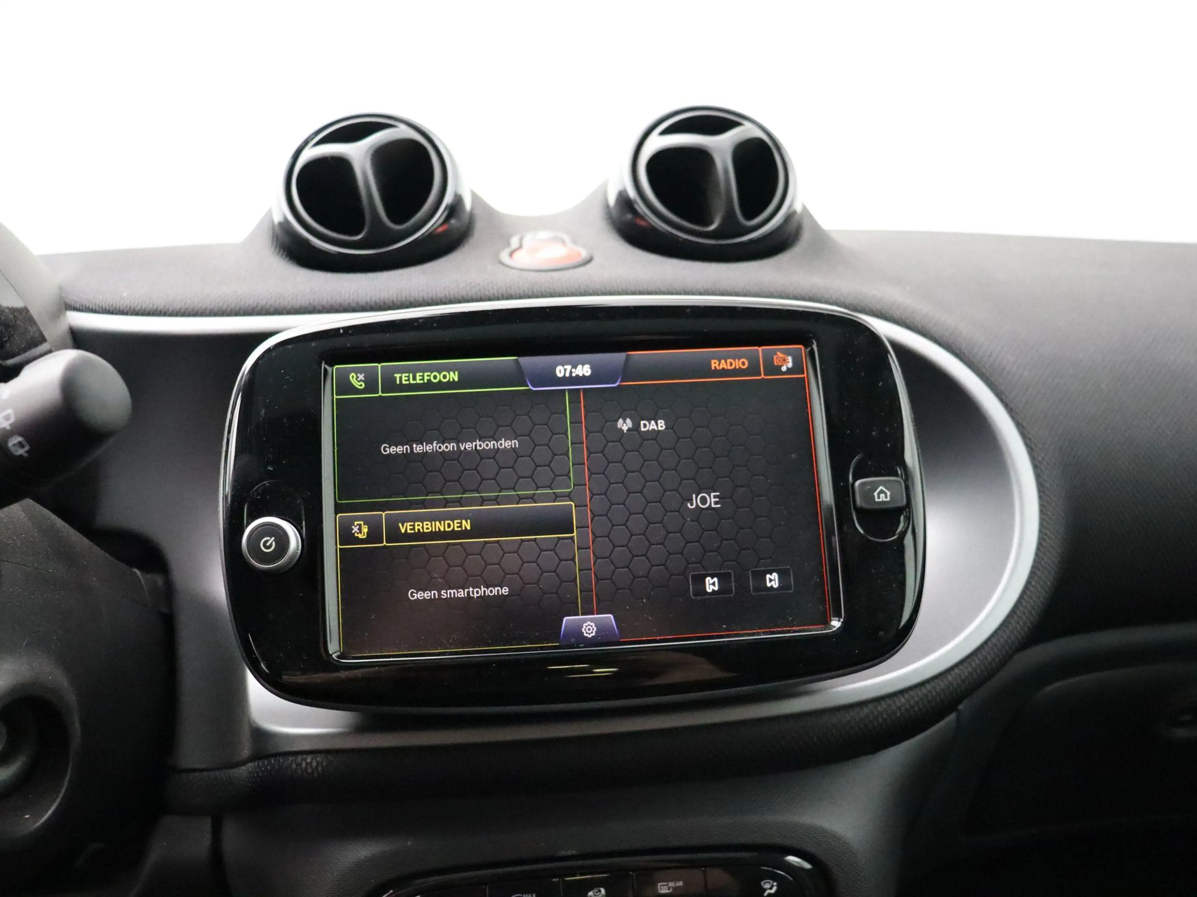 smart forTwo coupé EQ Comfort — photo 15