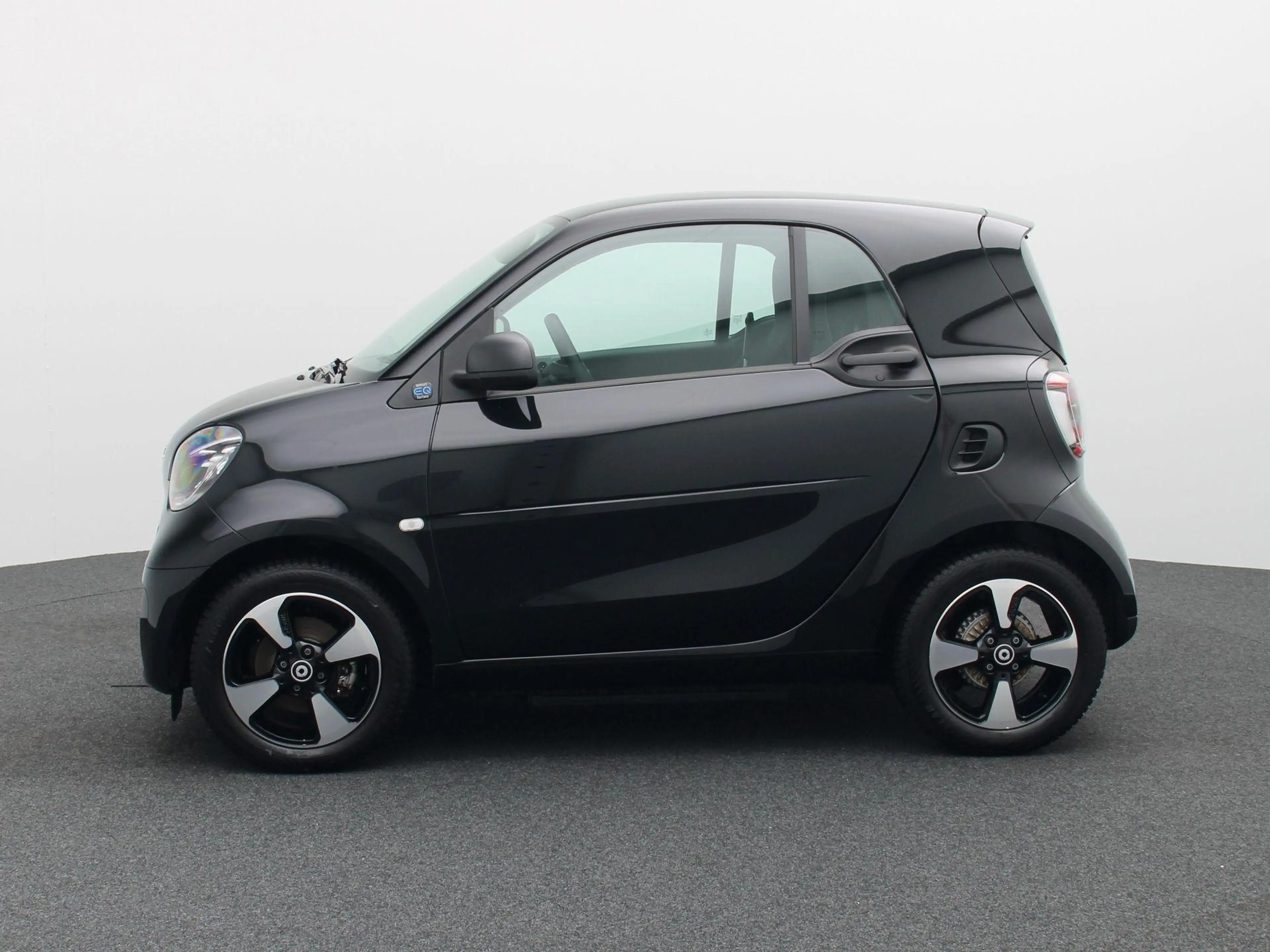 smart forTwo coupé EQ Comfort — photo 4