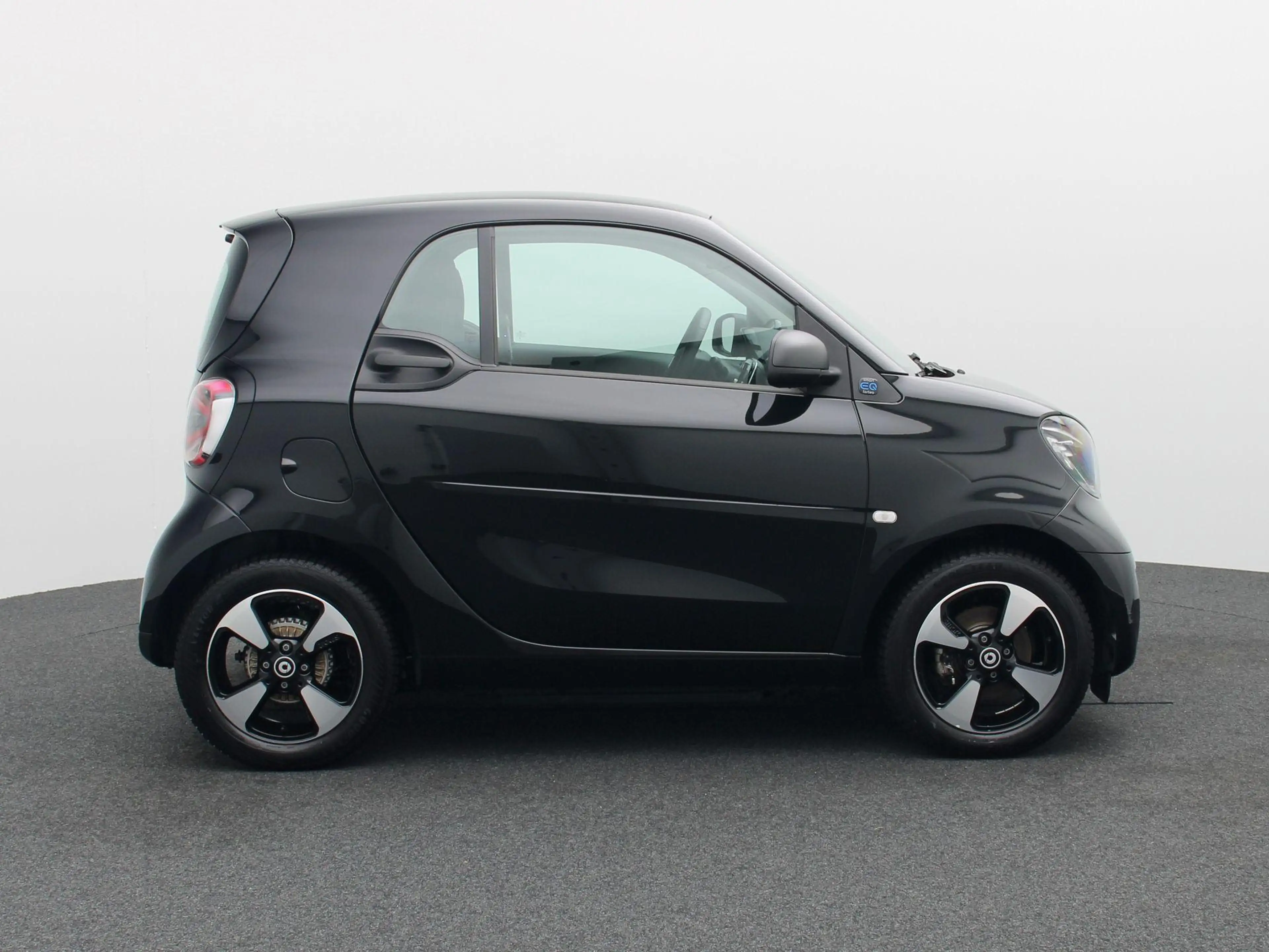 smart forTwo coupé EQ Comfort — photo 6