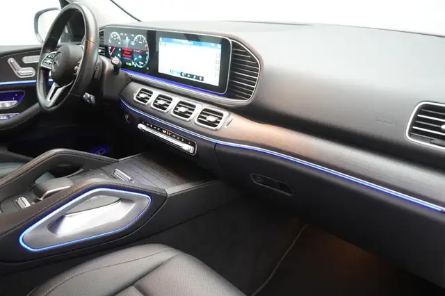 Mercedes-Benz Gle Class view 8