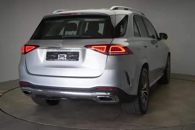 Mercedes-Benz Gle Class view 4