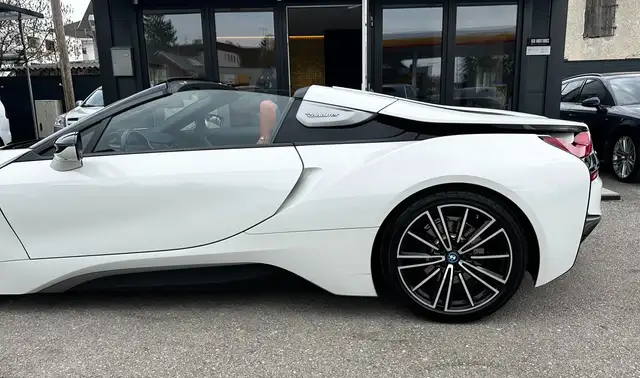 BMW i8 Roadster Ansicht 9