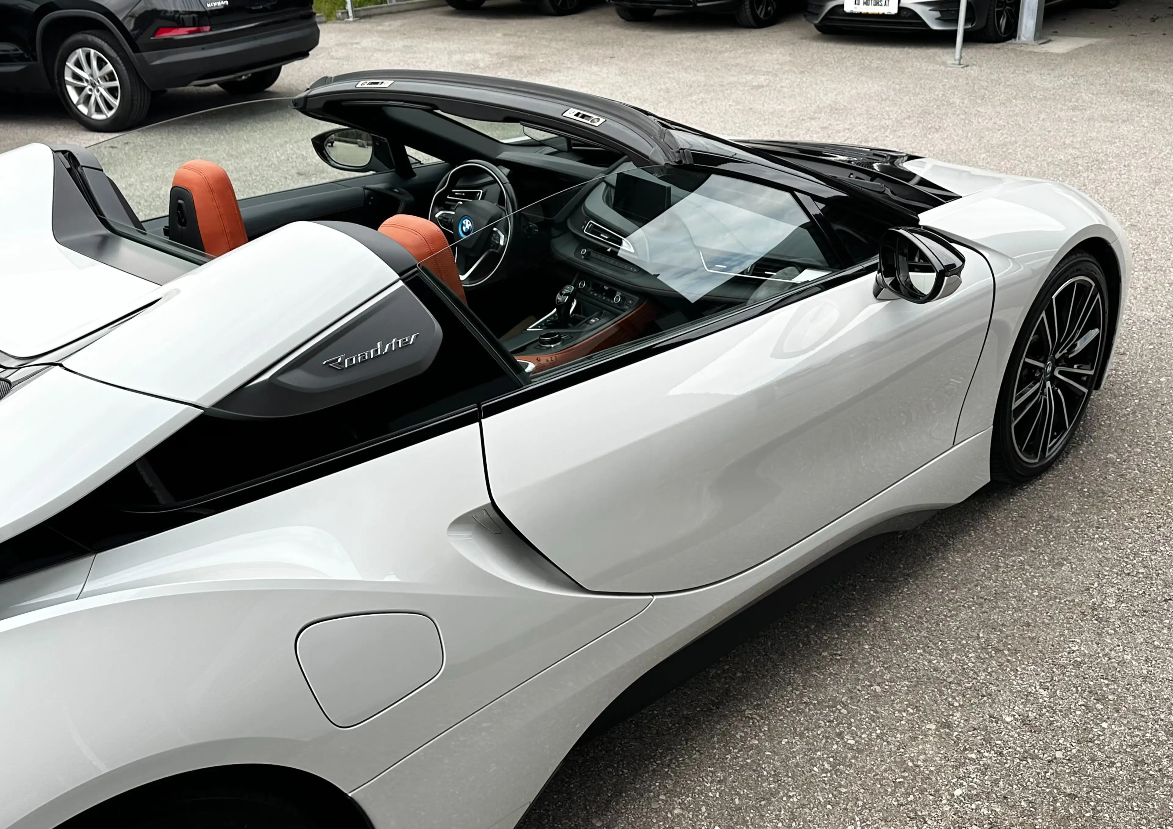 BMW i8 Roadster *HUD*Navi*RFK*SHZ* — photo 14
