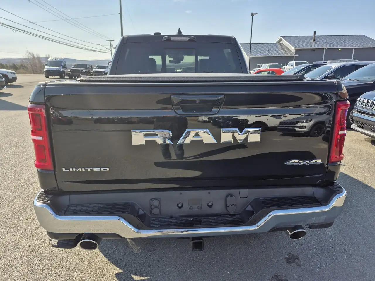 RAM 1500 снимка RAM 1500